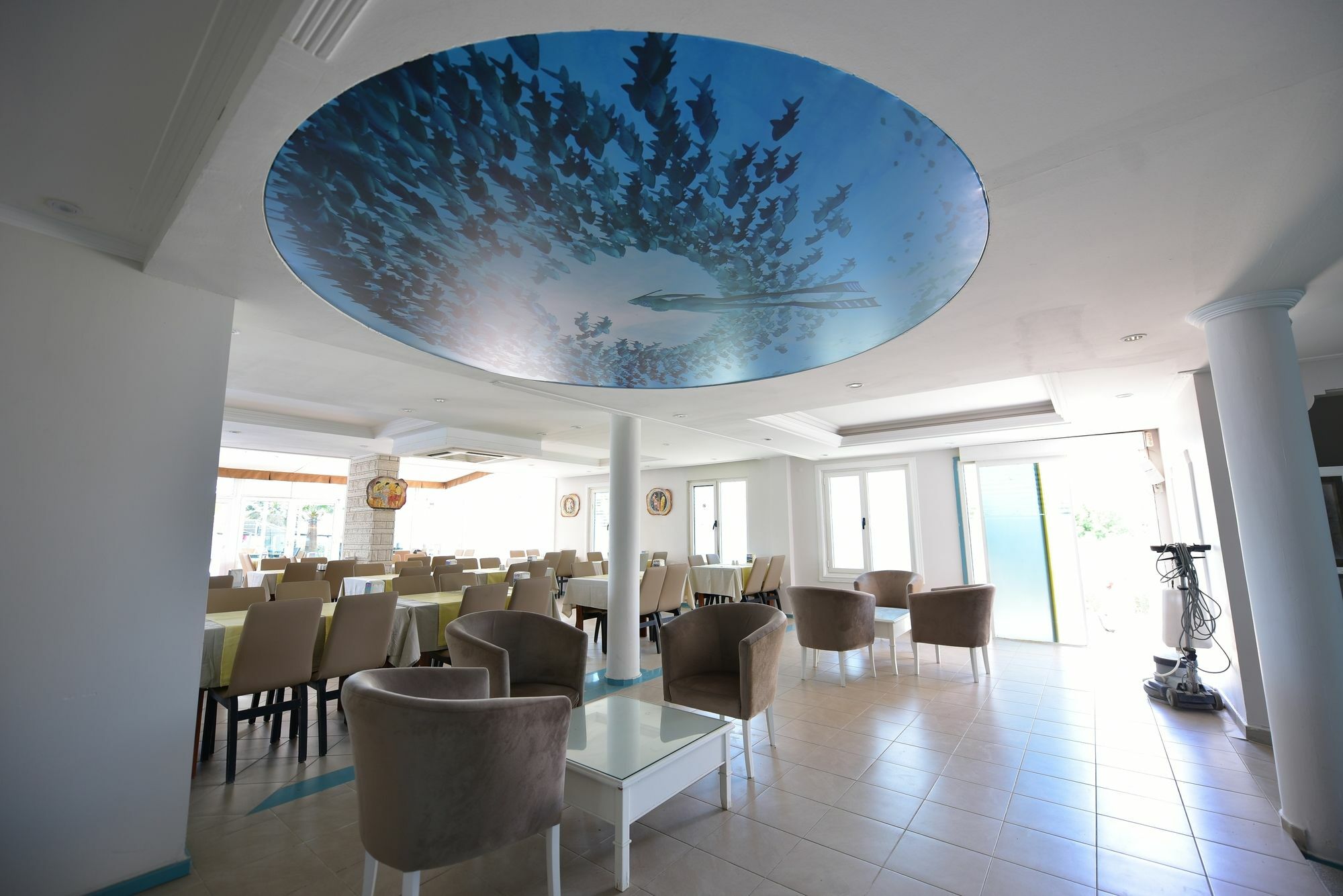 Alder Hotel Айвалык Экстерьер фото