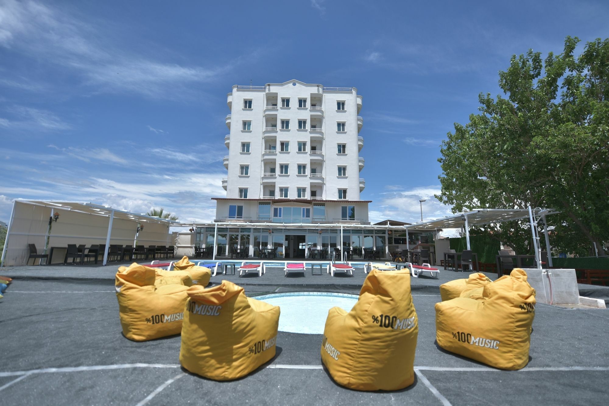 Alder Hotel Айвалык Экстерьер фото