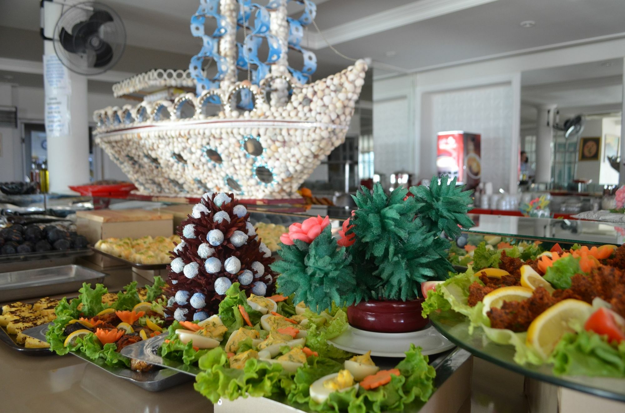 Alder Hotel Айвалык Экстерьер фото